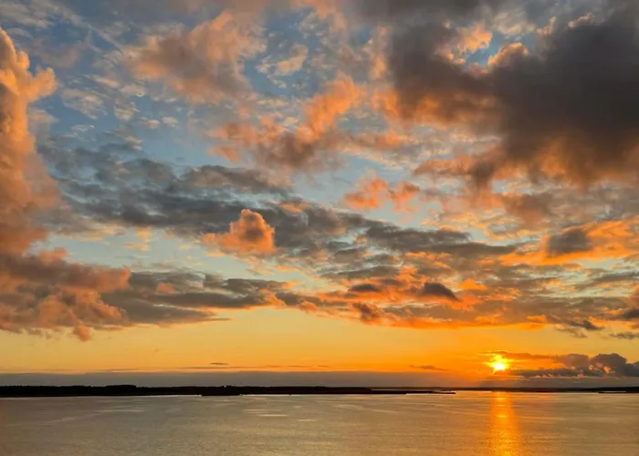 Apartament Seafront *